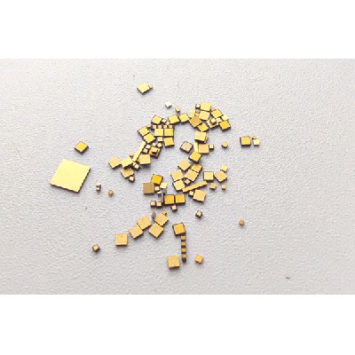 廣東芯片電容：?jiǎn)螌有酒娙莸膸追N類型